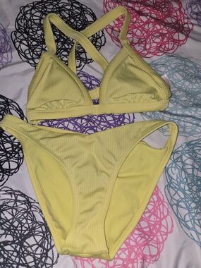 Xhilaration Yellow Ribbed Triangle Bikini Set